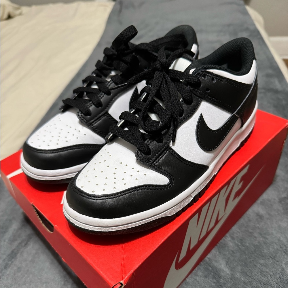 Nike Dunk Low Panda Black-White Size 5Y
